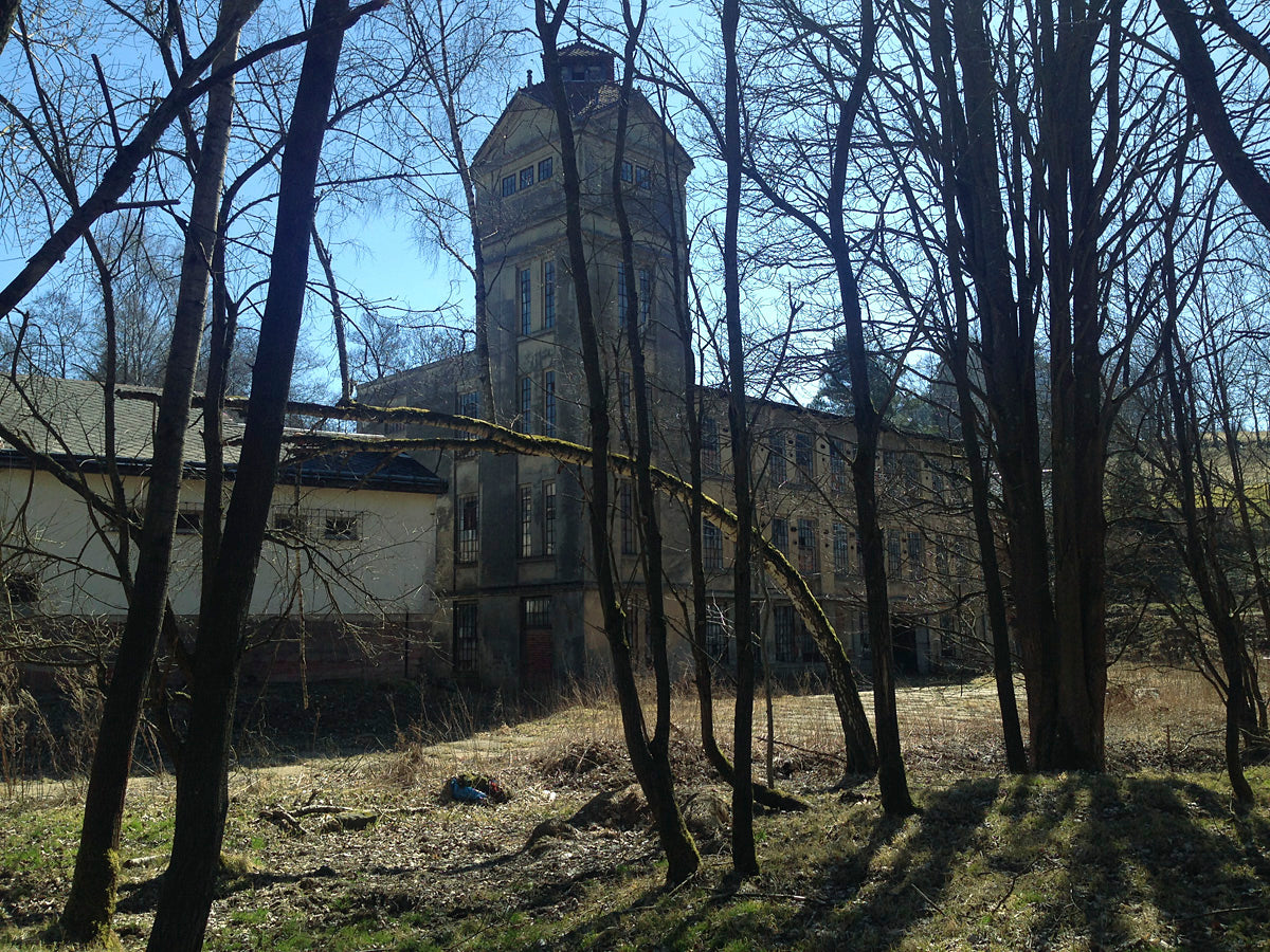 Gift permit to residence in Nova Perla