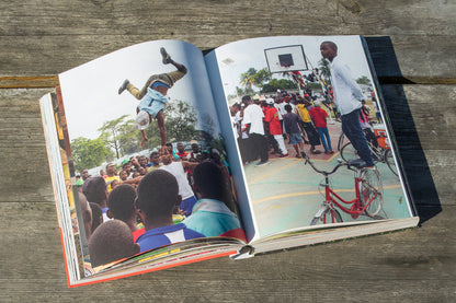 Vladimír 518, Tomáš Souček: Mambo? Poa! Zanzibar